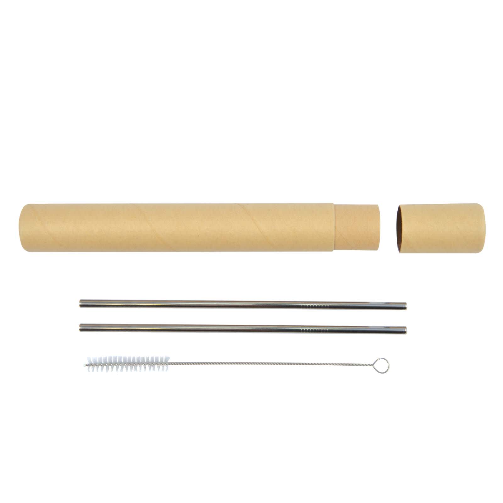 A drink bottle is accompanied by a set of stainless steel straws, a cleaning brush, and a tube for storage.