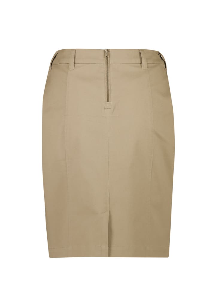 A beige mid-waist stretch chino skirt with a zip closure and belt loops, featuring a simple design and a logo.