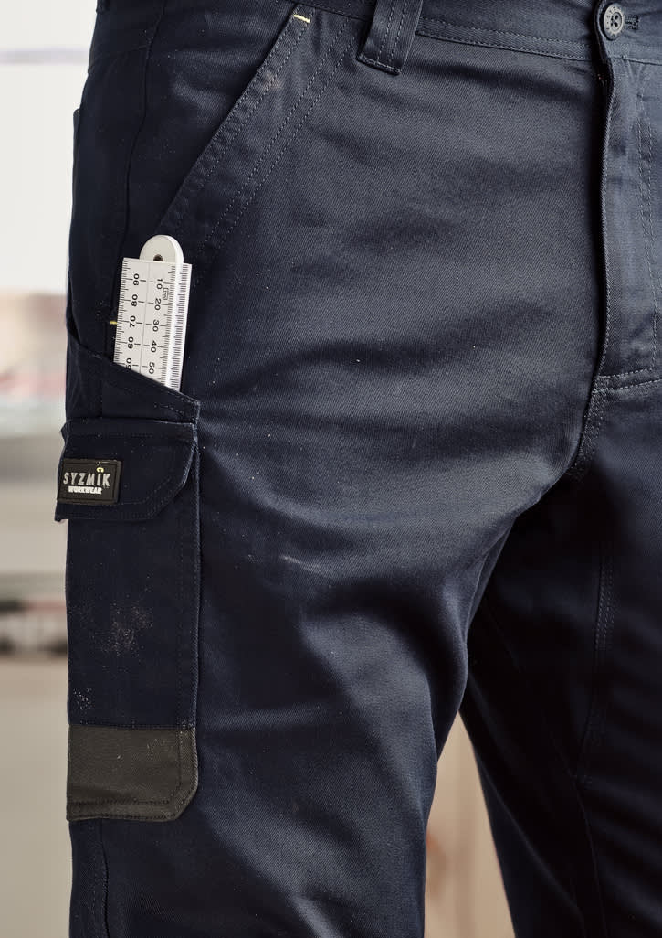 Men's summer cargo pants in navy blue featuring multiple pockets and a logo patch.