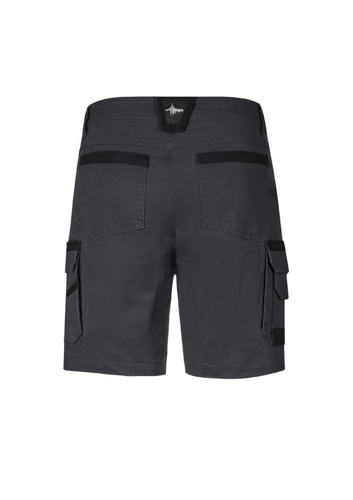 Men's streetwork shorts in dark grey featuring two back pockets and cargo-style pockets on the sides.